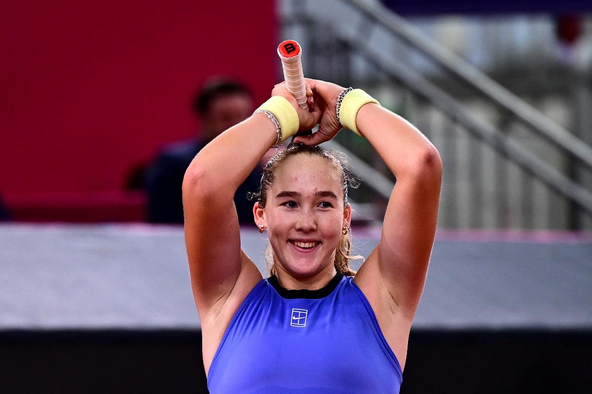 Andreeva fights back to beat Potapova in Linz Open final