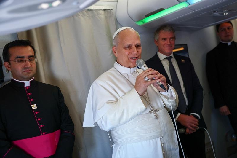 Pope Leo, attacked again by Trump, says world needs message of peace