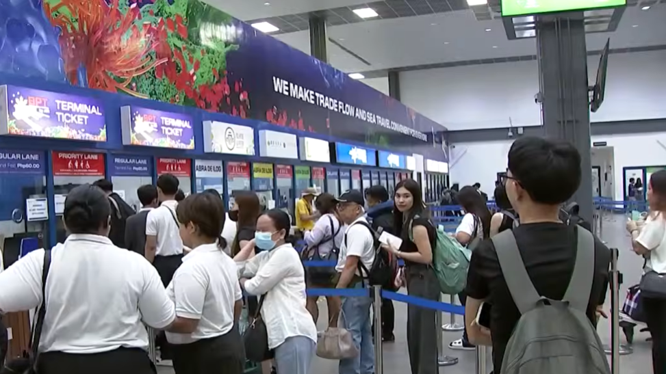 With rising fares, fuel surcharges, Filipinos now rethink travel plans