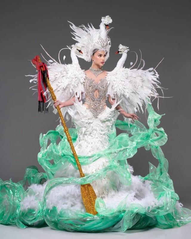 Courtesy: Roxie Smith/Instagram