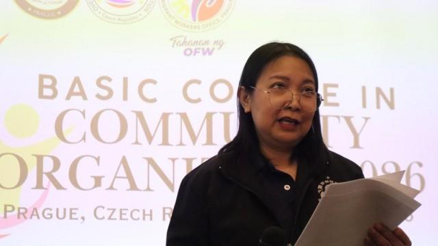 Welfare Officer Janet Bamba, who arrived in Prague early this year, reminded the workshop participants that community organizing 'helps people come together, understand their shared realities, identify their needs and strengths, and collectively act to improve their conditions.' ANDY PE&Atilde;AFUERTE III