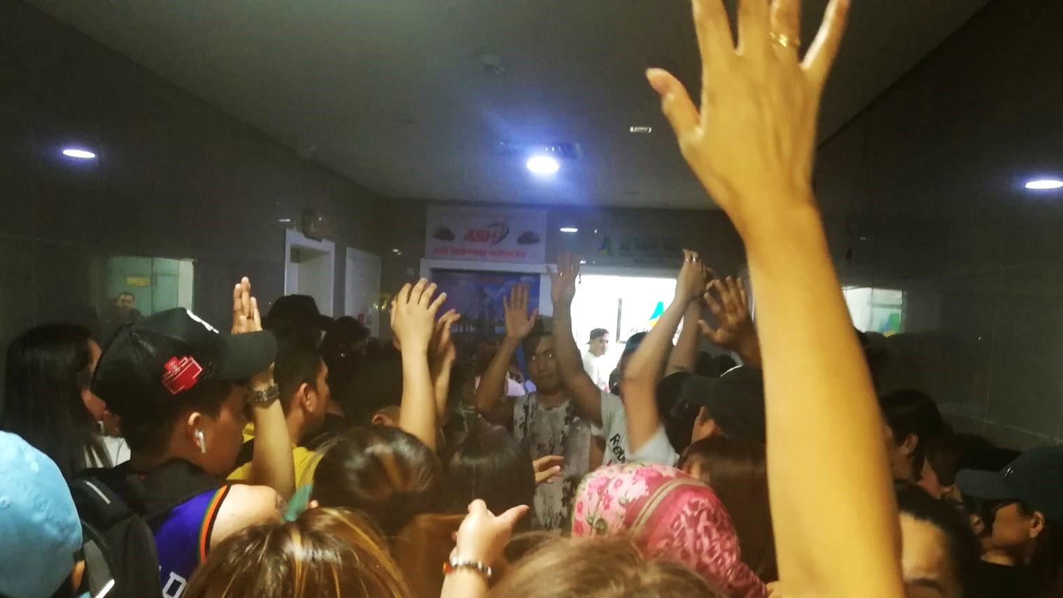 Bayanihan shines in UAE as Pinoys help OFWs displaced by Middle East conflict