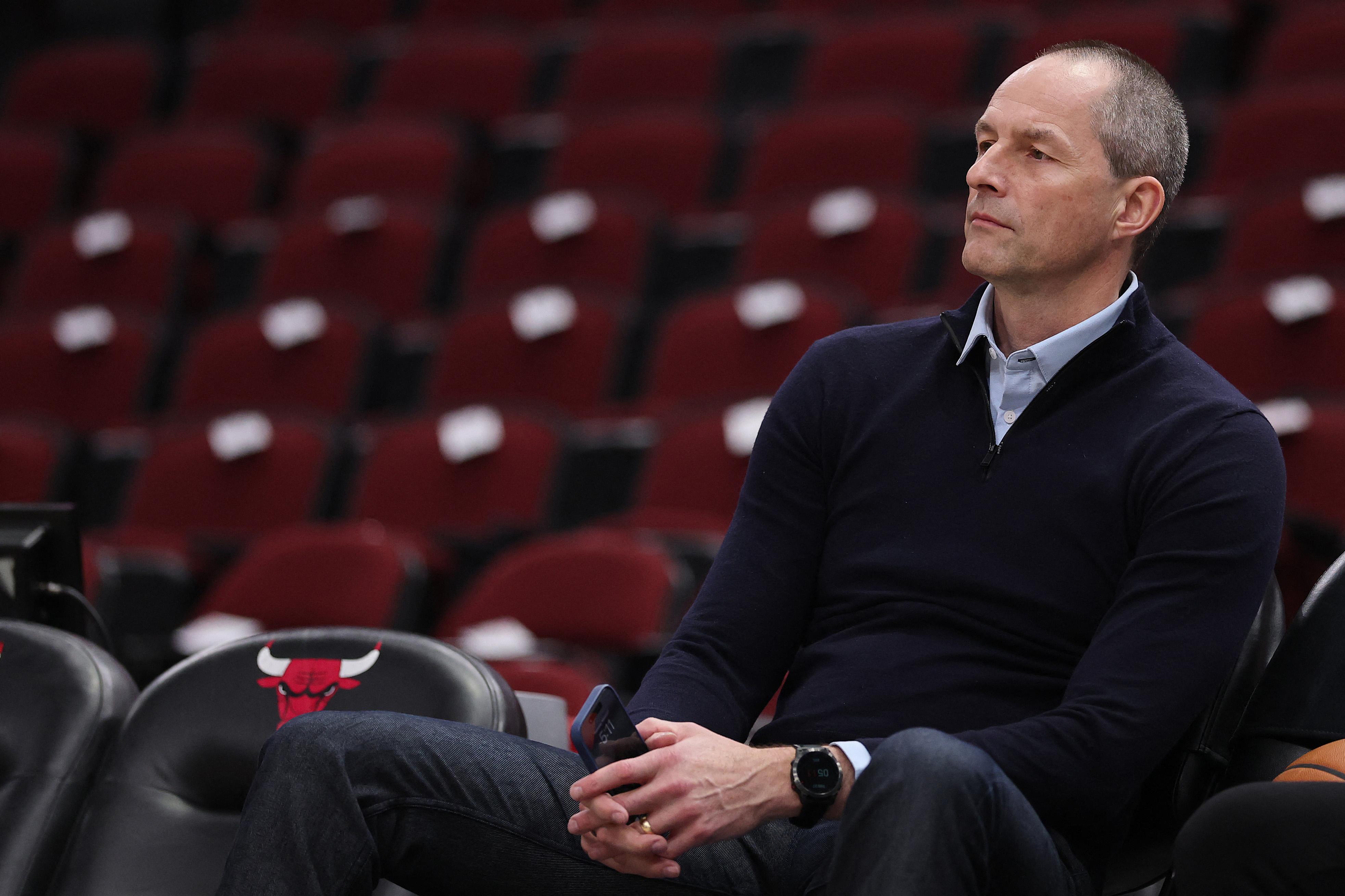 NBA: Bulls fire VP Arturas Karnisovas, GM Marc Eversley