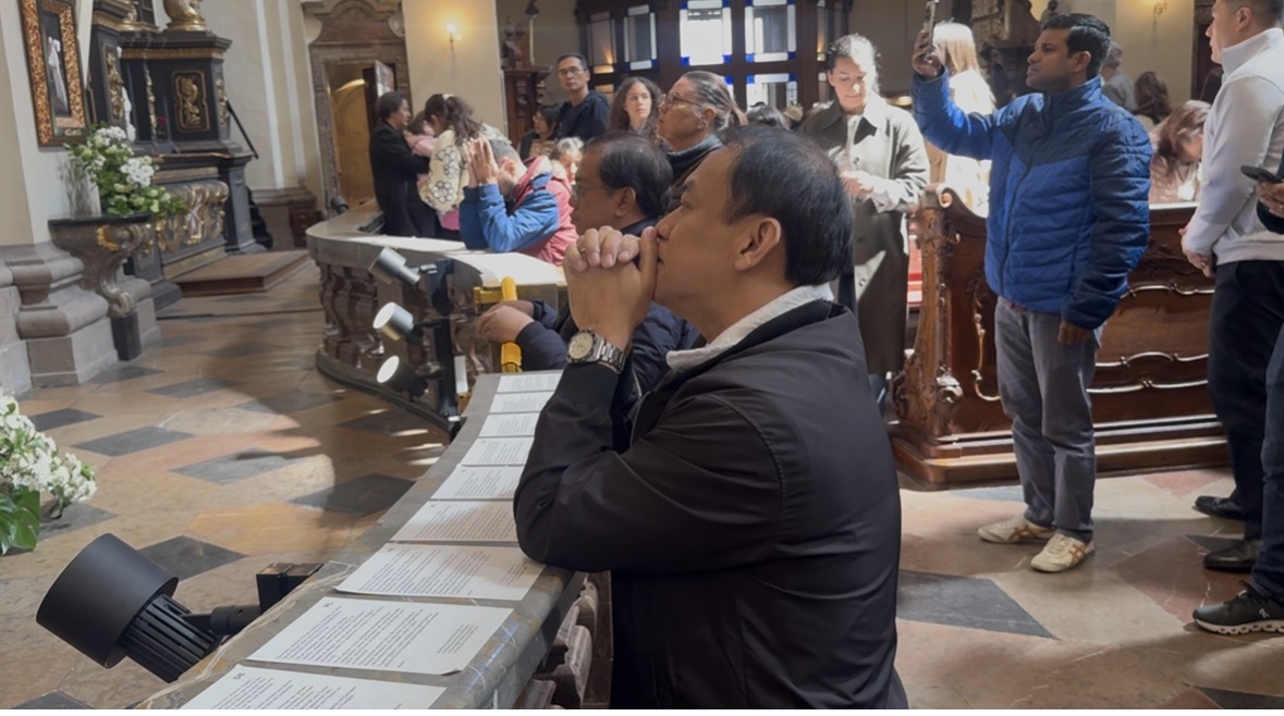 At Mass in Prague, DOJ chief Vida prays for pursuit of justice