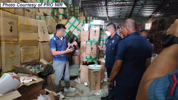 CIDG seizes nearly P800M in illegal cigarettes; 10 Chinese arrested in Negros