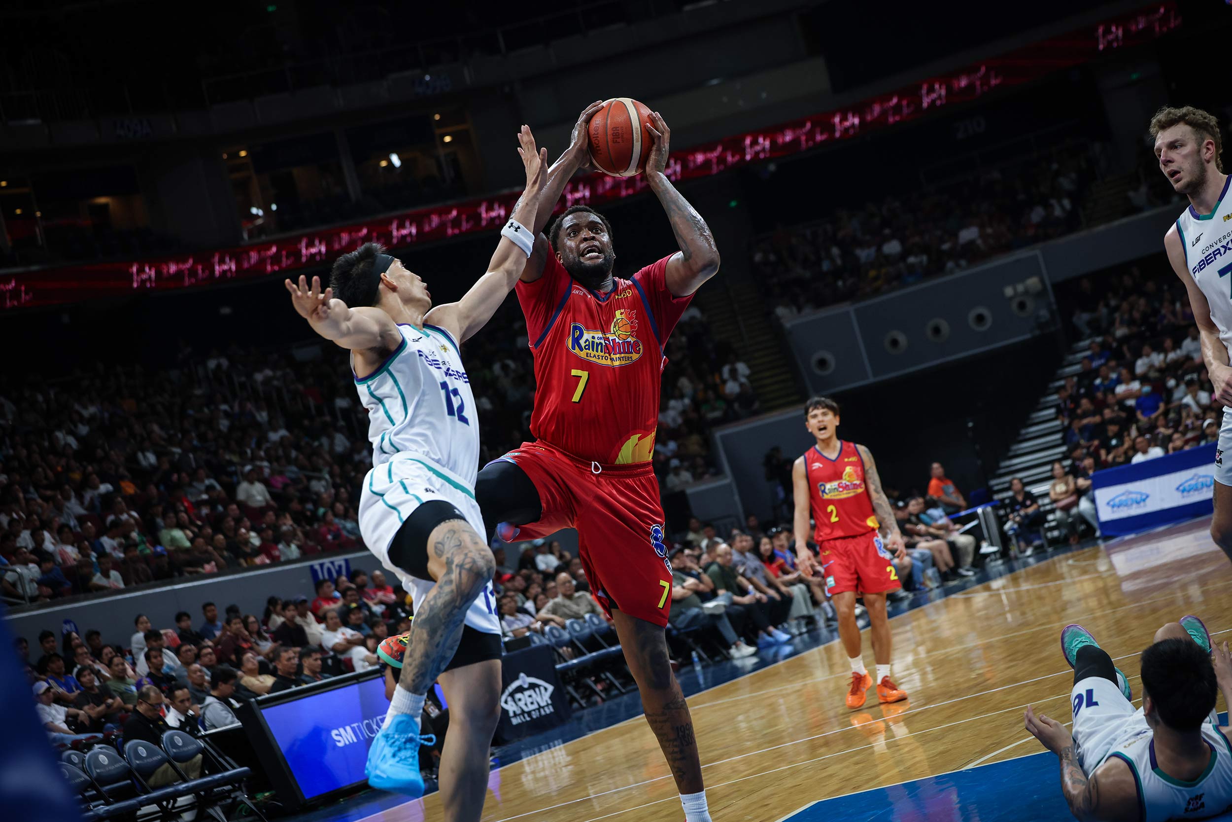 PBA: No brakes for surging Rain or Shine in escape win over Converge 