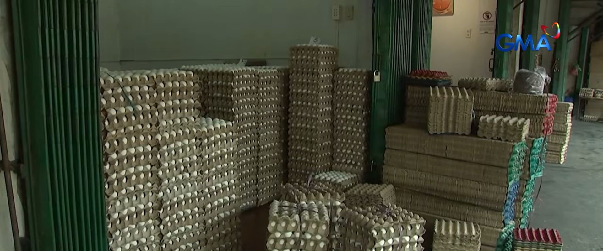 Mga itlog, balut at penoy, itinatapon na lang nang ‘di maibenta dahil sa taas ng presyo ng petrolyo
