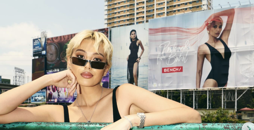 Michelle Dee poses for photos with EDSA billboard: 'Kalma lang self!'