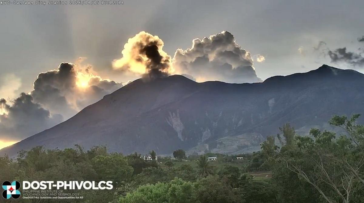 Kanlaon Volcano spews ash three times on Easter Sunday