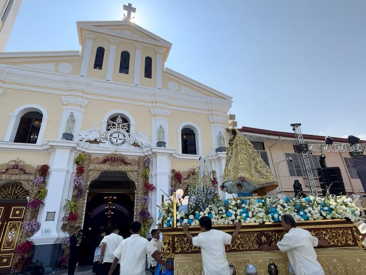 Why do the faithful come to Manaoag to have their cars blessed