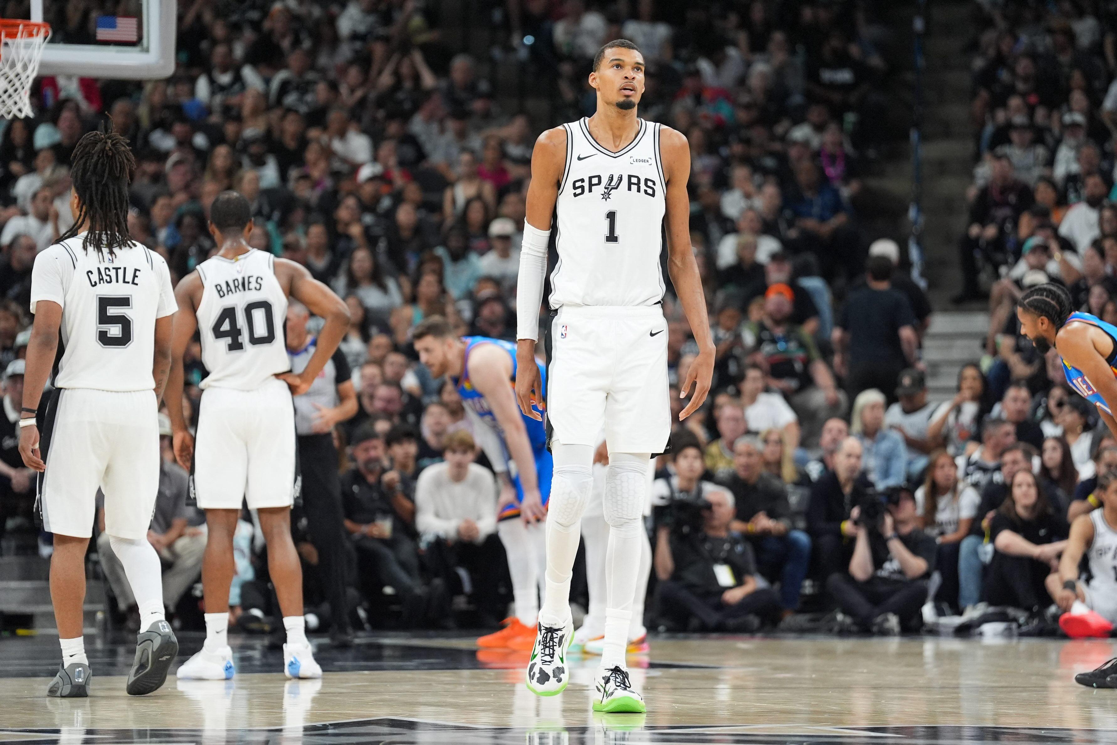 NBA: Victor Wembanyama, Spurs rout Thunder to even series
