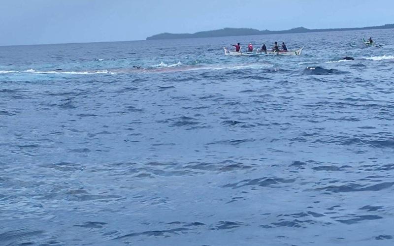 PCG: 32 rescued from capsized vessel in Surigao del Norte