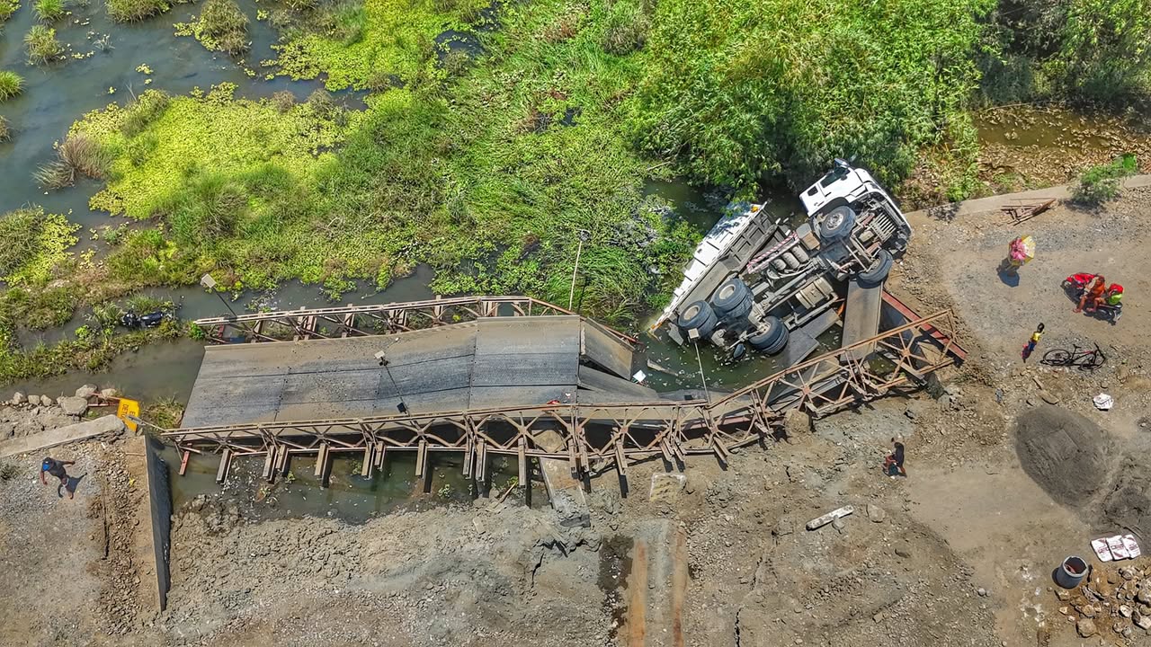 DPWH detour bridge in Ilocos Sur collapses