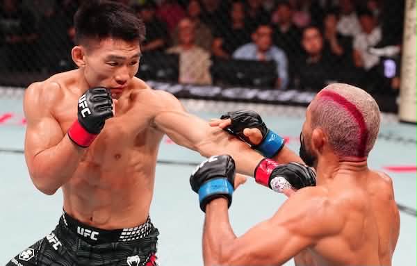 UFC Macau: Song Yadong bounces back, chokes out Deiveson Figueiredo