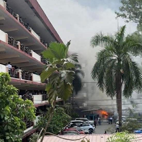 Fire hits PUP Sta. Mesa main building; several classes suspended