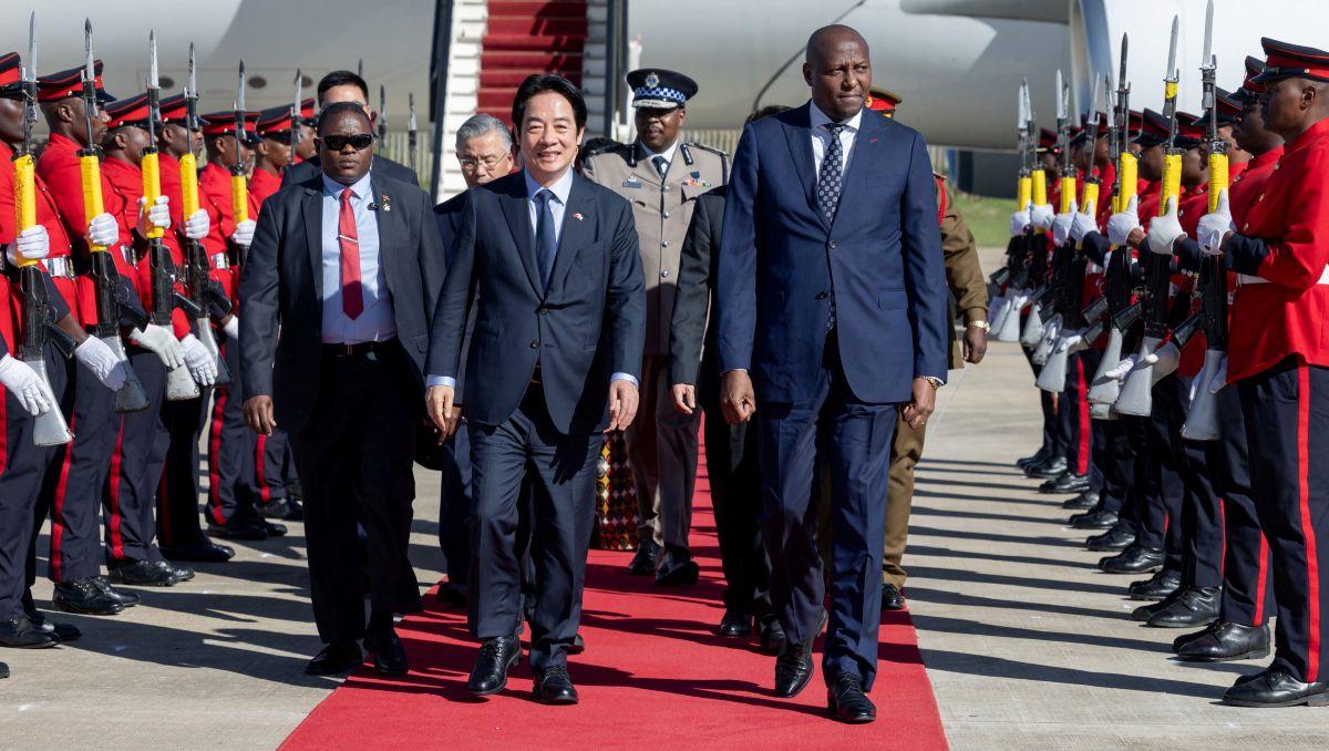 Taiwan President Lai Ching-te with Eswatini Prime Minister Russell Mmiso Dlamini
