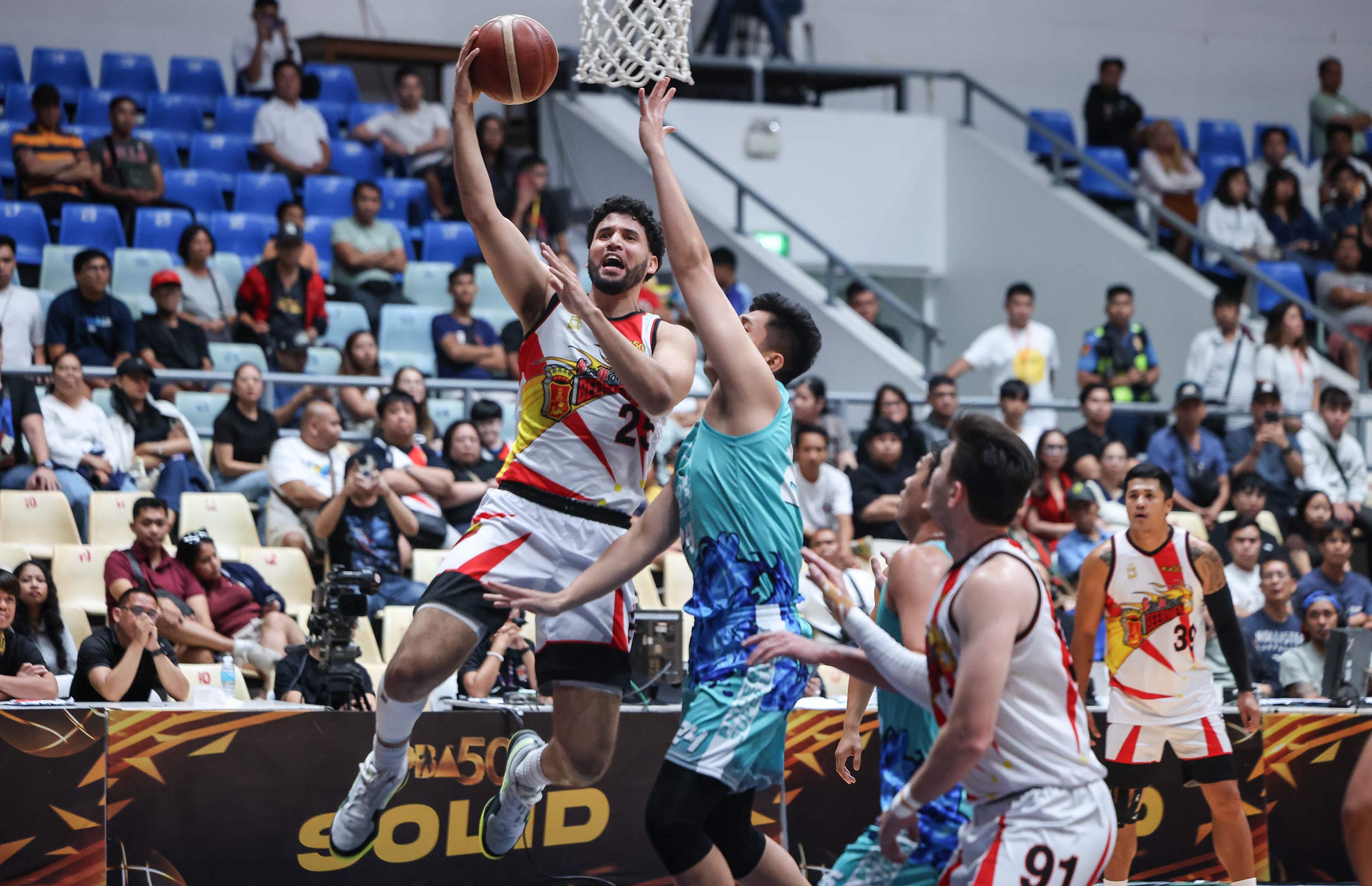 PBA: San Miguel takes down depleted Phoenix ahead of playoffs 