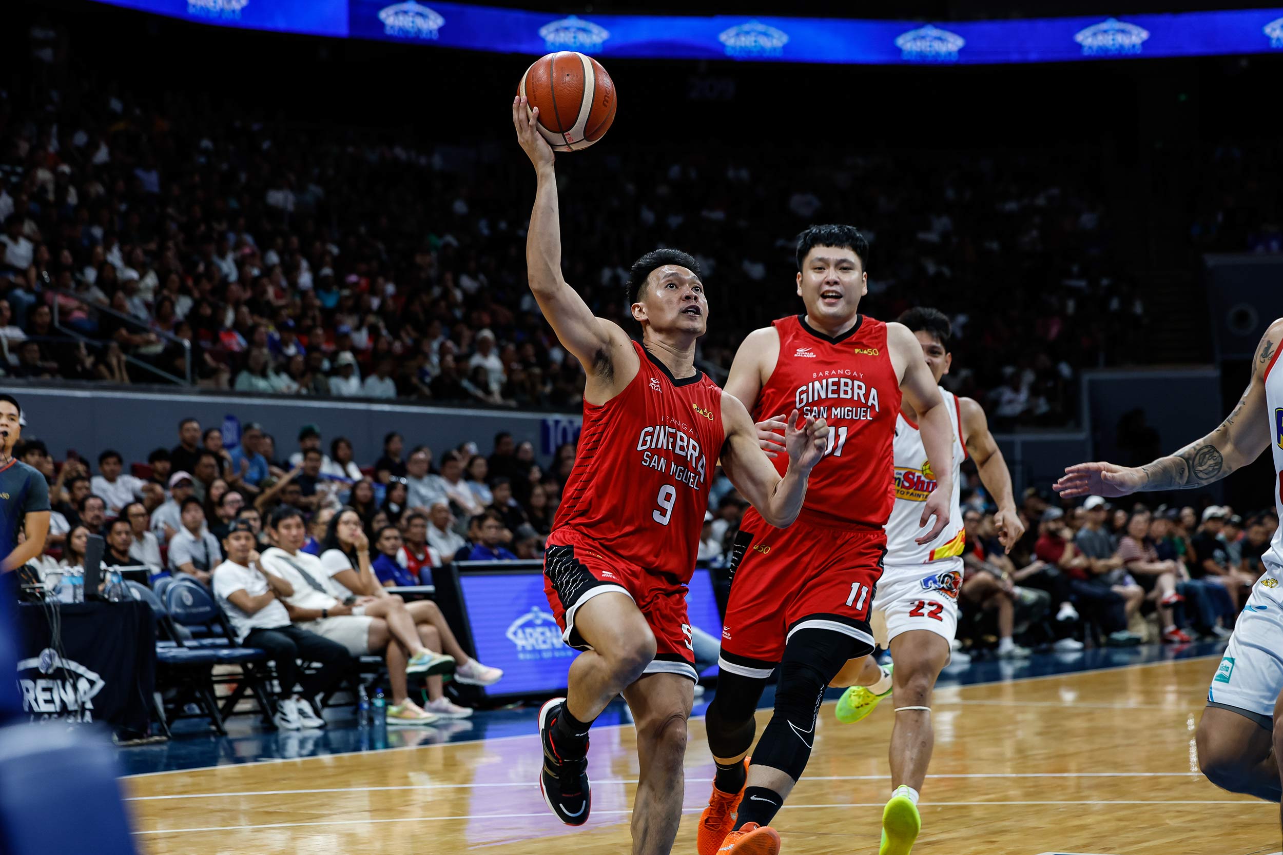PBA: Barangay Ginebra overcomes Rain or Shine for semis series lead