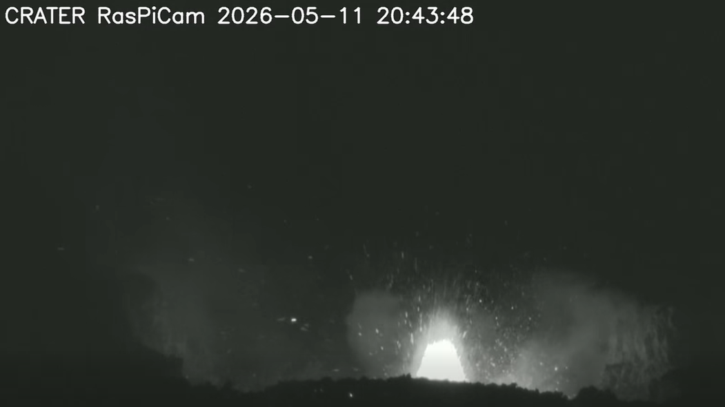 WATCH: Minor Strombolian activity on Day 127 of Mayon Volcano’s effusive eruption