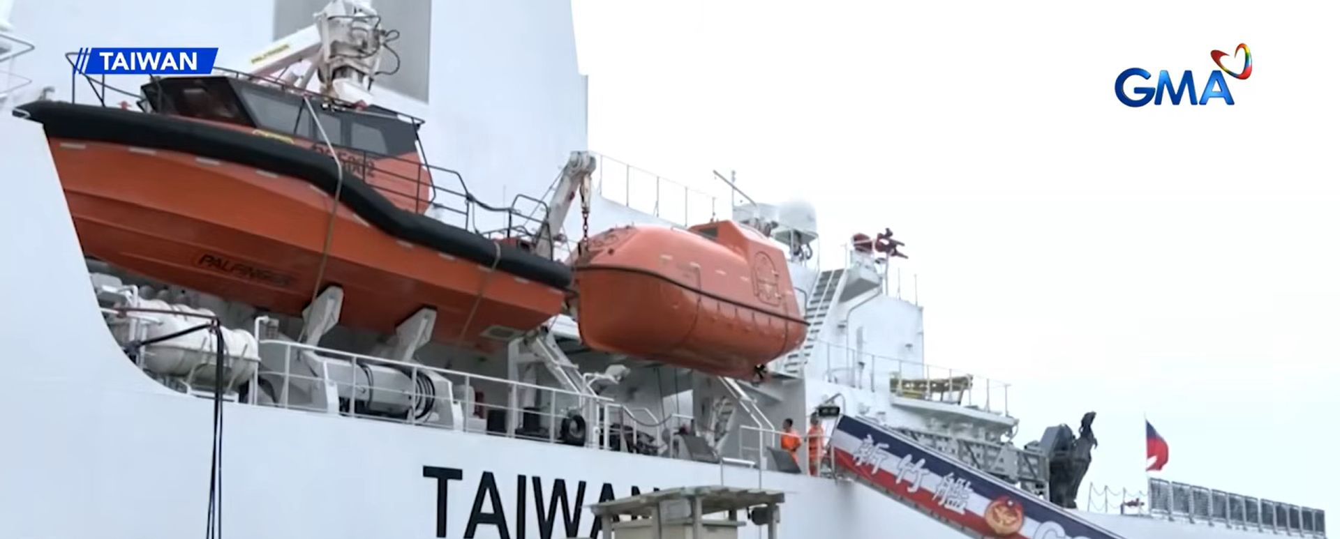 Taiwan Coast Guard's large ship with hospital shown to Asian journalists
