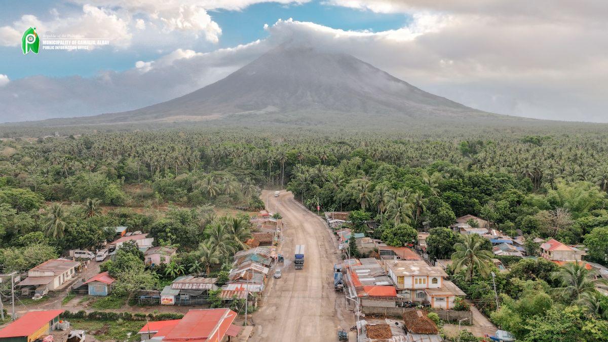 The town of Camalig in Albay had ashfall from Mayon Volcano