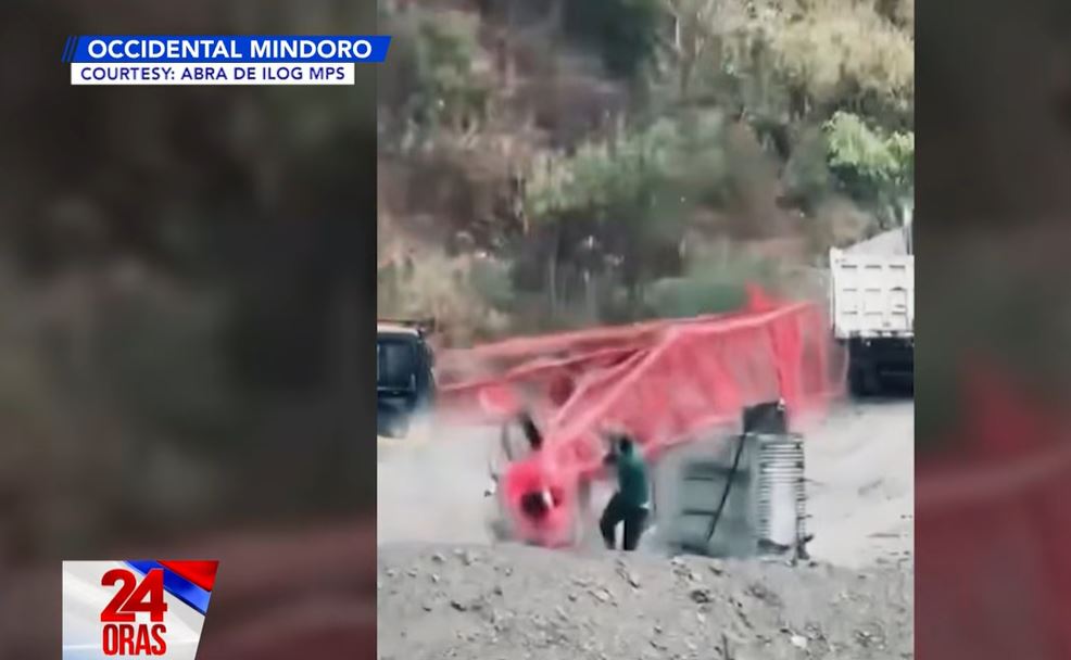 Construction worker pinned by falling crane in Occidental Mindoro 