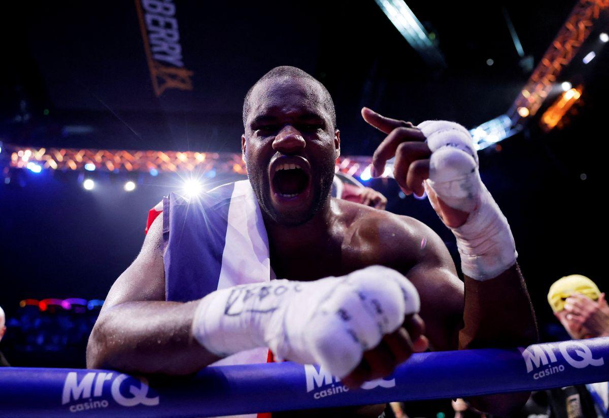 Daniel Dubois defeats Fabio Wardley to win the WBO heavyweight title
