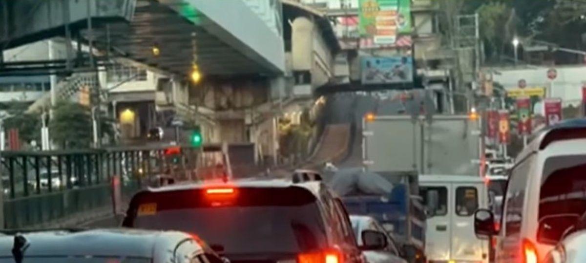 EDSA Guadalupe undergoes road reblocking
