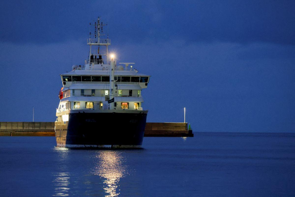 MV Hondius arrives at the port of Granadilla de Abona in Tenerife, Spain