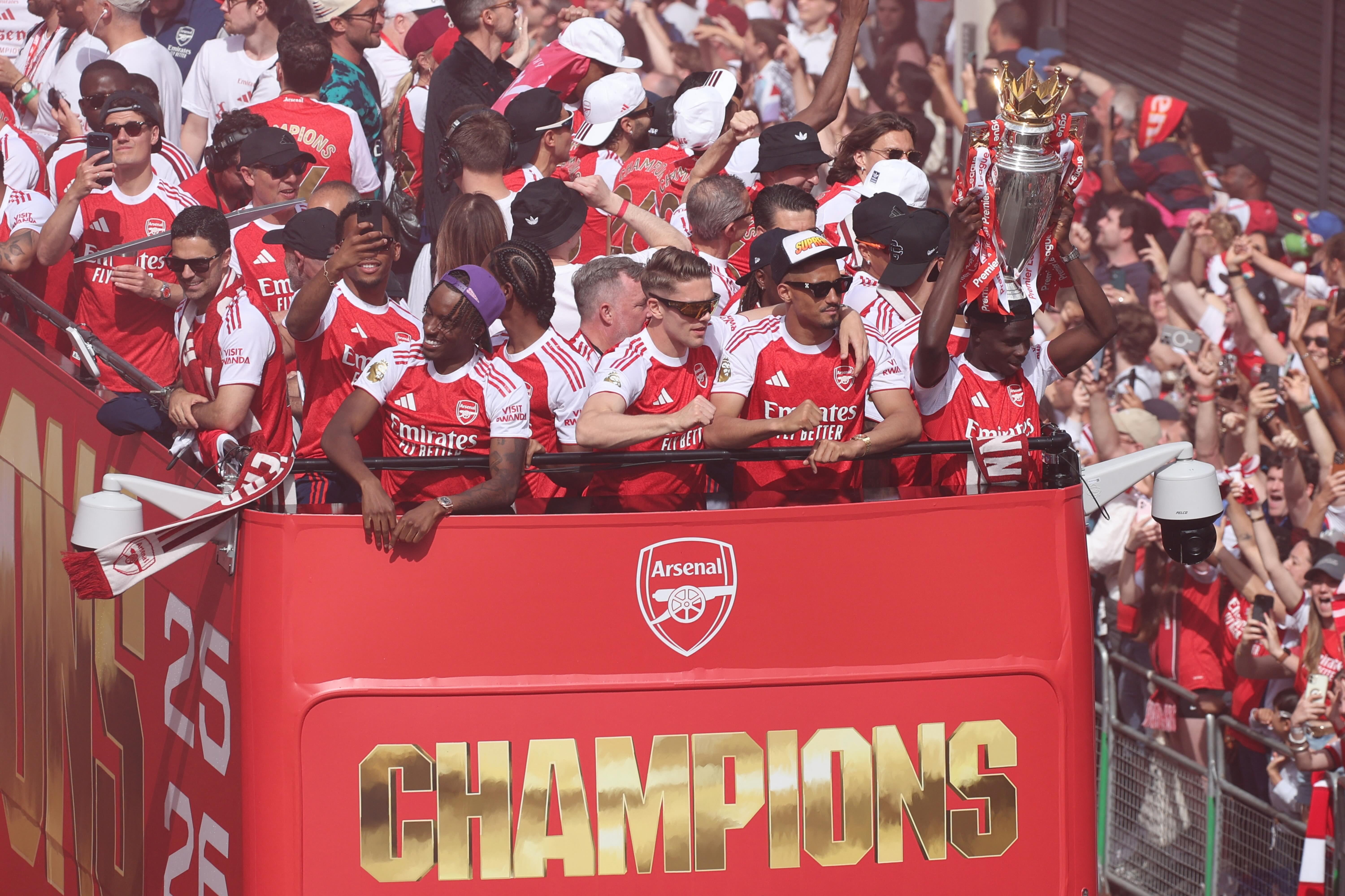 Arsenal paint London red with victory parade after Premier League title win