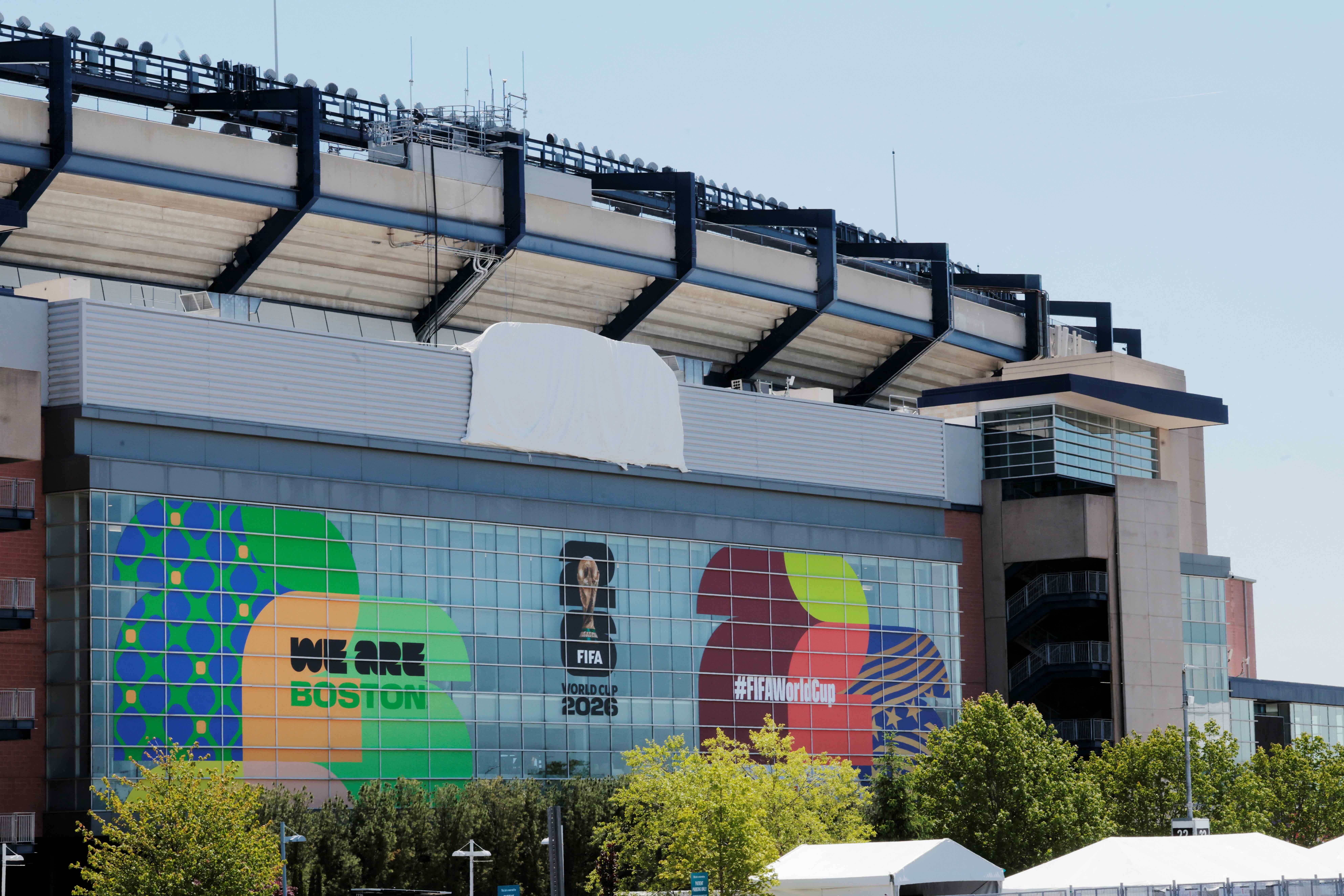 FIFA bans reusable bottles at World Cup venues citing safety concerns