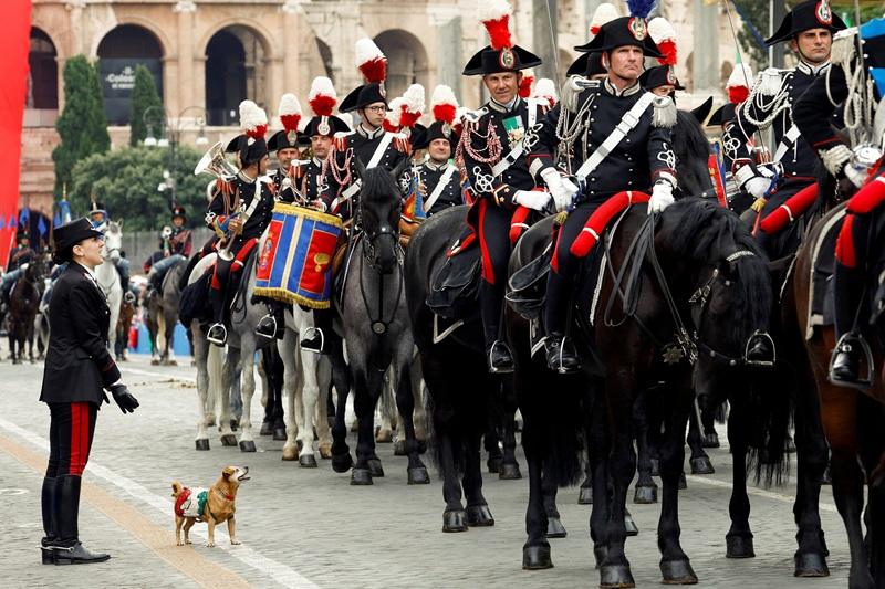 Military parade on the Republic Day in Rome | Photos | GMA News Online