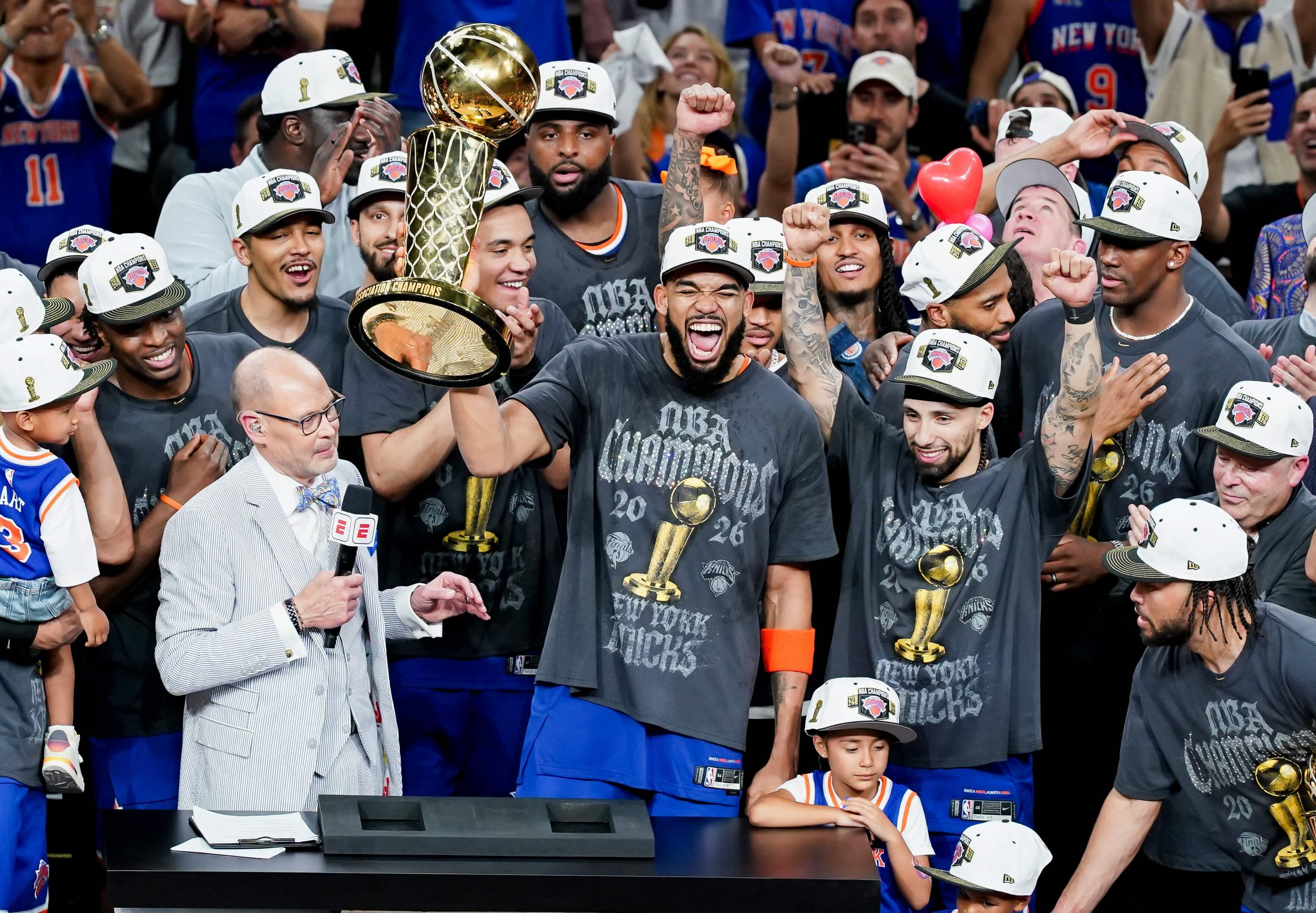 NBA: Knicks beat Spurs in NBA Finals for first title in 53 Years