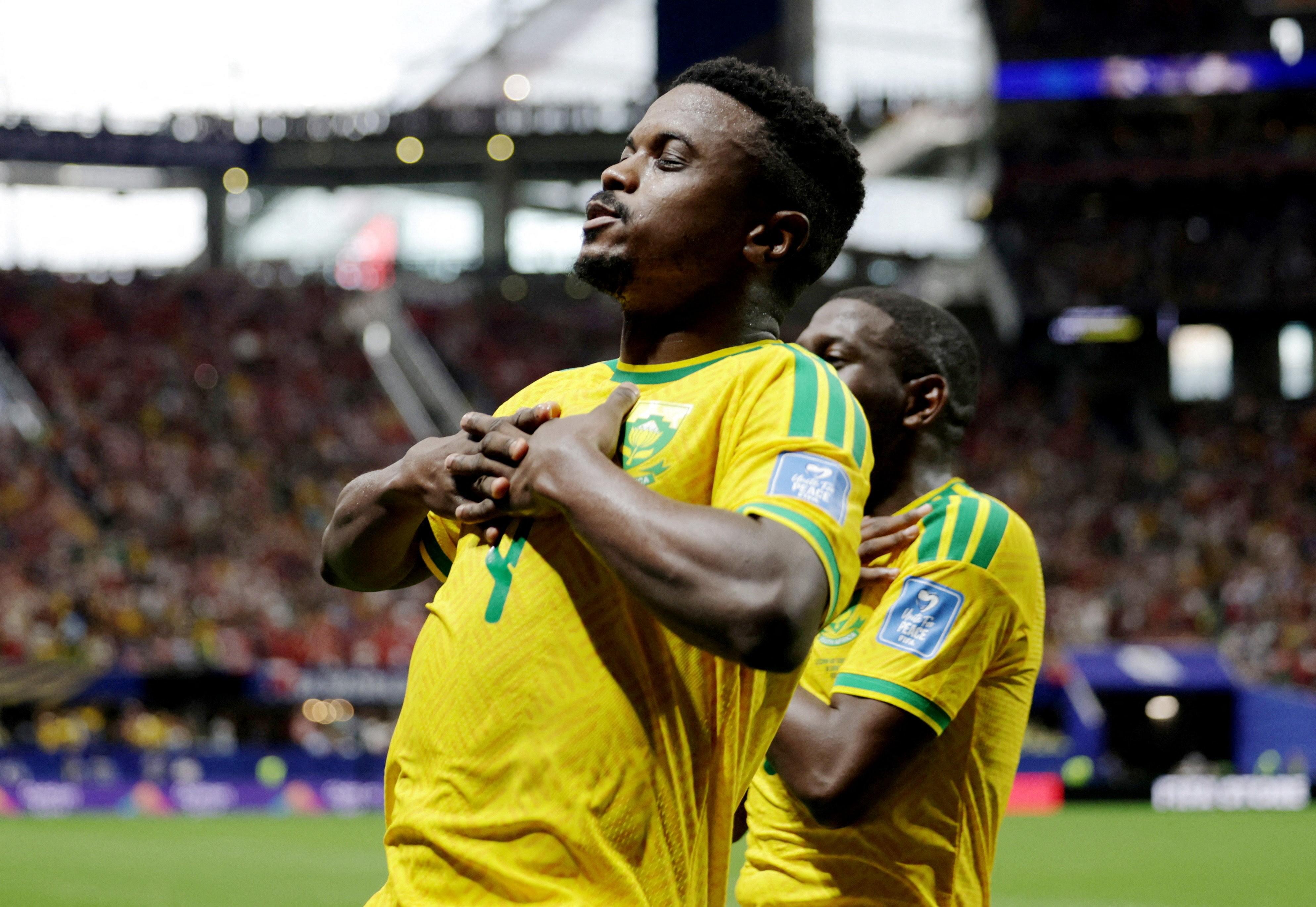 FIFA World Cup: South Africa rallies to tie Czech Republic on Teboho Mokoena goal