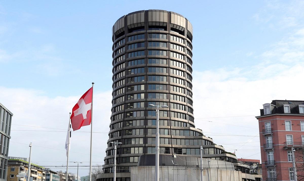 BIS says debt, AI boom and fragilities raise global risks