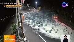 Mga bote ng beer, sumambulat sa kalsada matapos mahulog mula sa truck sa Sorsogon