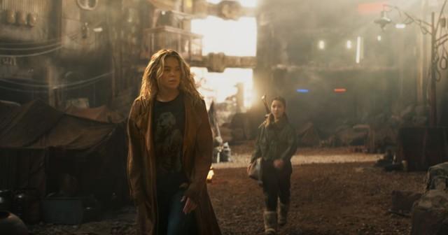 Milly and Eve on 'Supergirl'