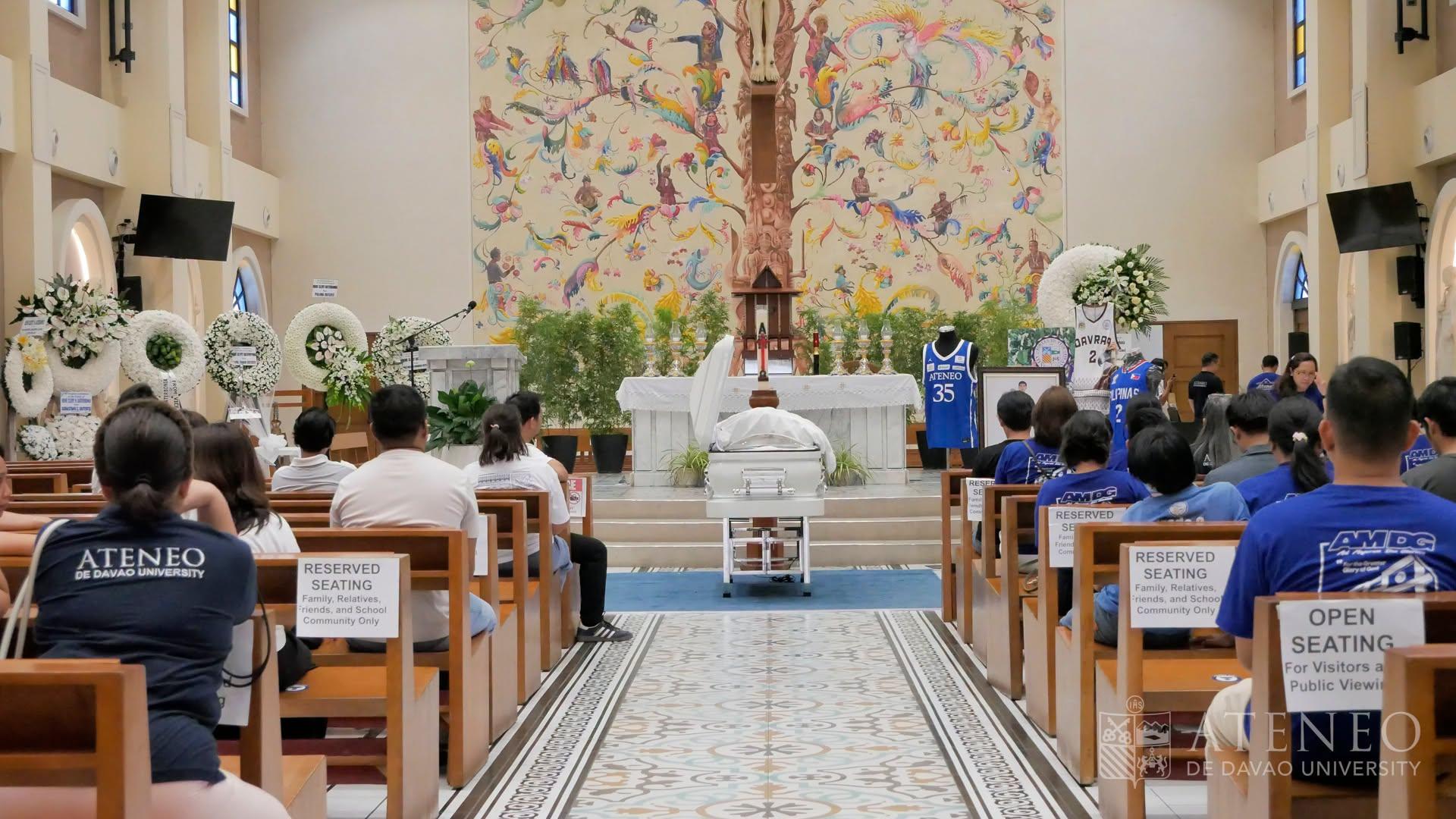 Rene Baterbonia remembered as ‘hero’ as mourners flock Davao wake