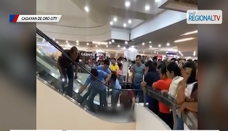 Kamay ng bata, naipit sa escalator ng isang mall sa CDO