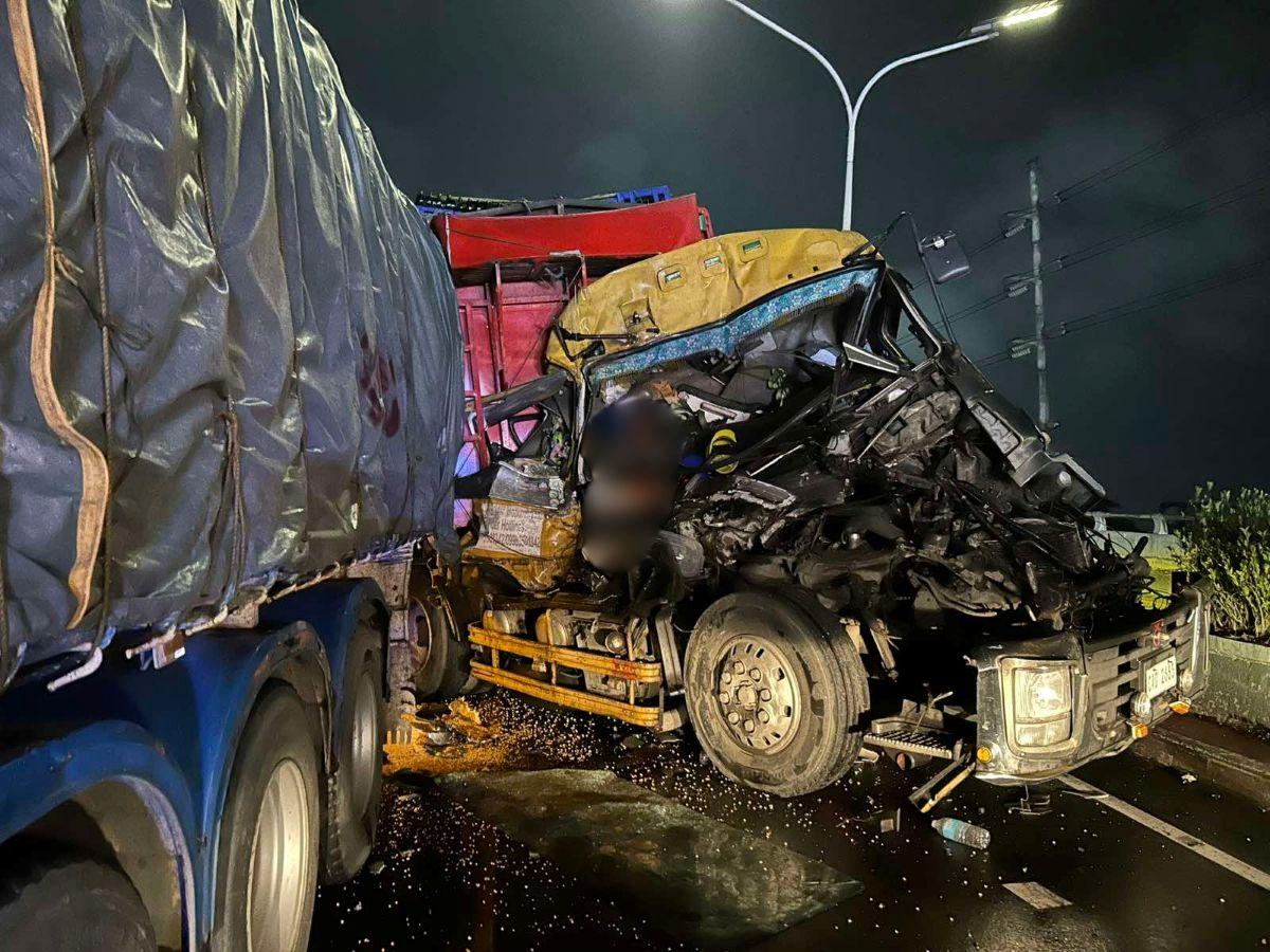 One dead in trailer trucks' accident on C5-Ortigas Flyover in Pasig