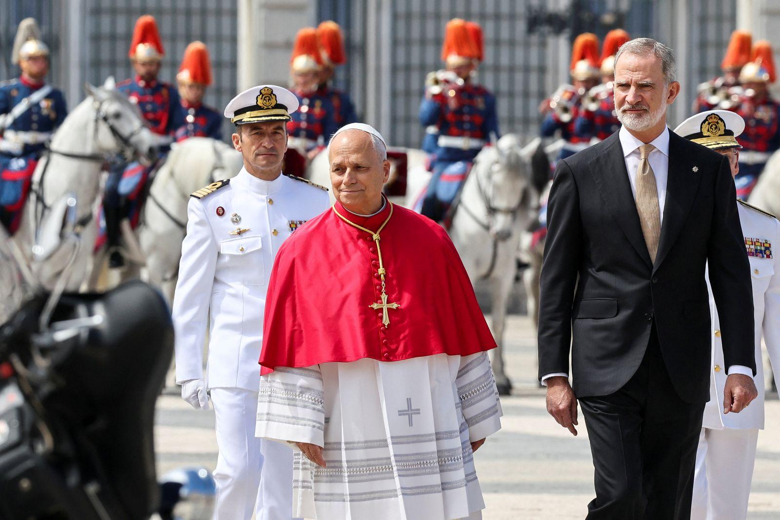 Pope says Church abuse 'still an open wound' as Spain trip begins