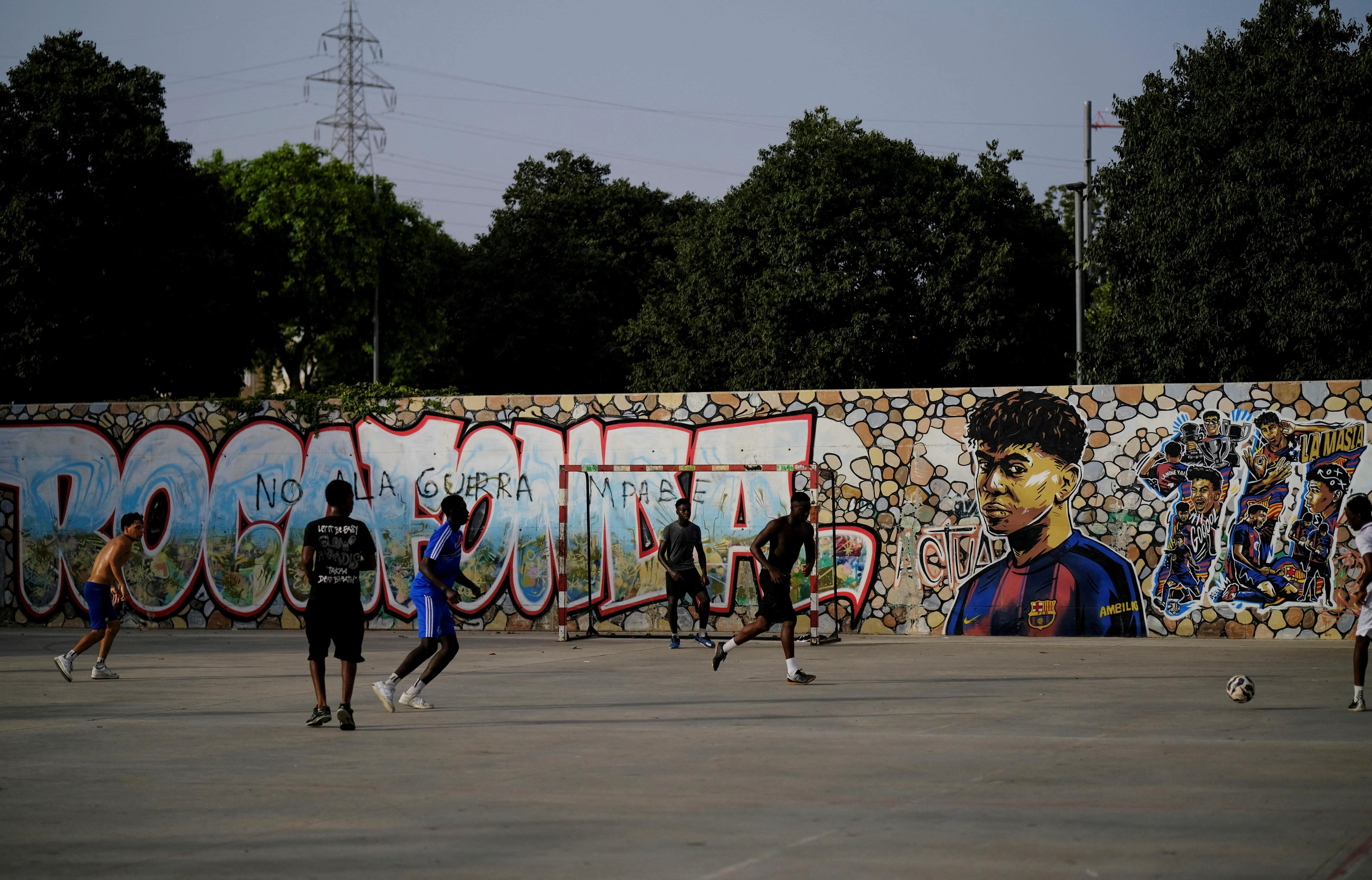 In Lamine Yamal's old neighborhood, World Cup final against Messi brings pride