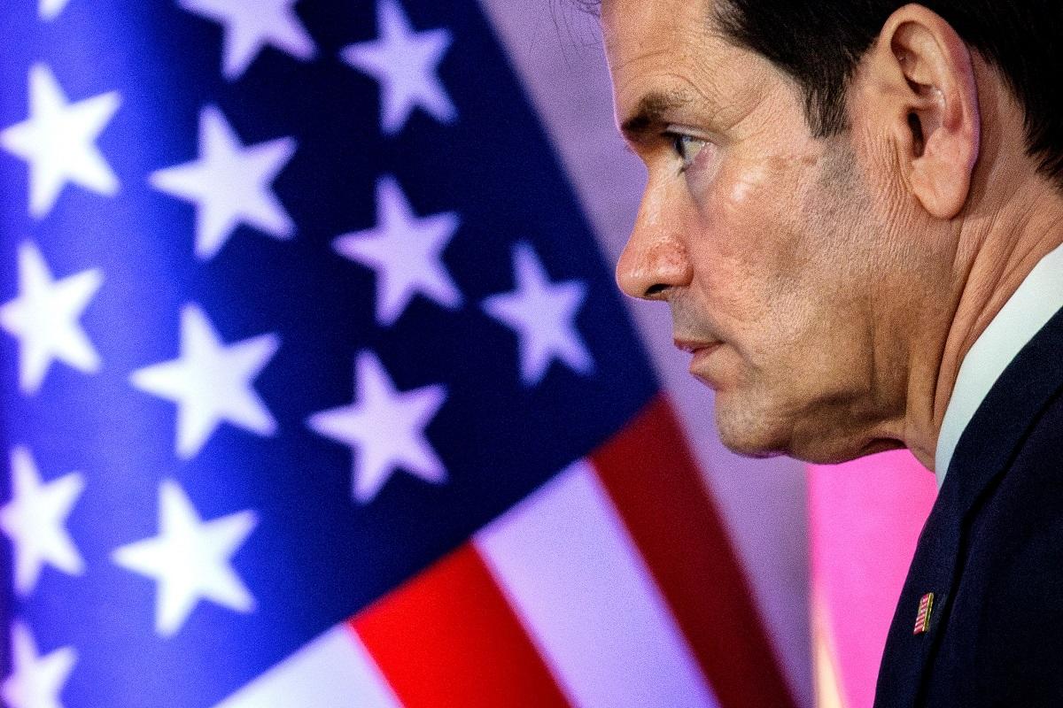 Rubio: US Coast Guard vessel 'stood between' CCG, PH vessels as injured Navy man rescued