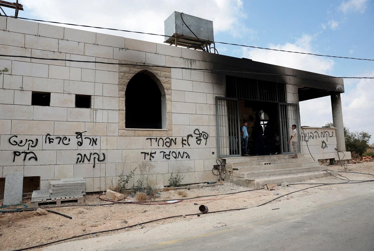 Israeli settlers attack villages in West Bank, set fire to two mosques