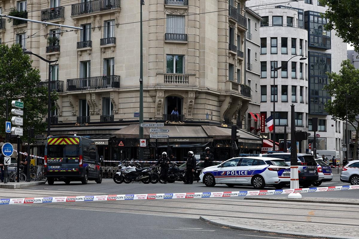 French police arrest man after knife attack on three women in Paris