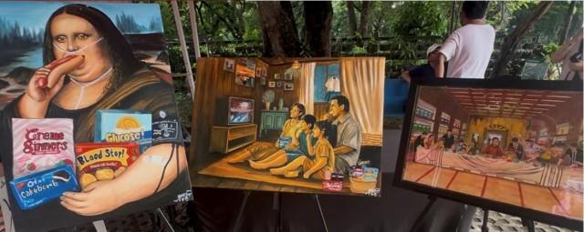 Mga artwork na naka-display sa