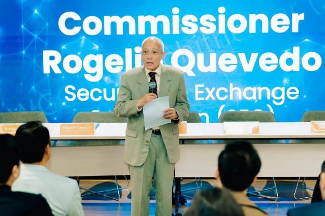 SEC Commissioner Rogelio Quevedo stresses that consumers must only deal with legitimate online lenders to avoid falling victims of abusive lending practices.
