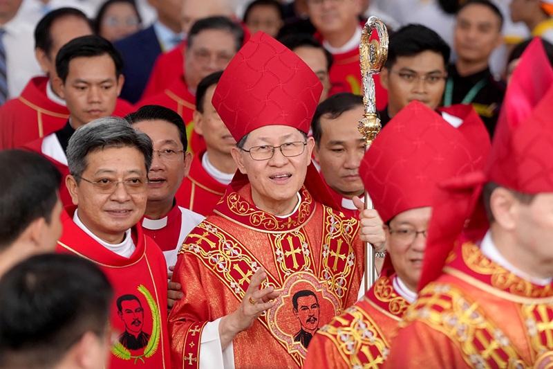 Cardinal Tagle, Pope Leo's special envoy, presides over first Vietnam beatification rite
