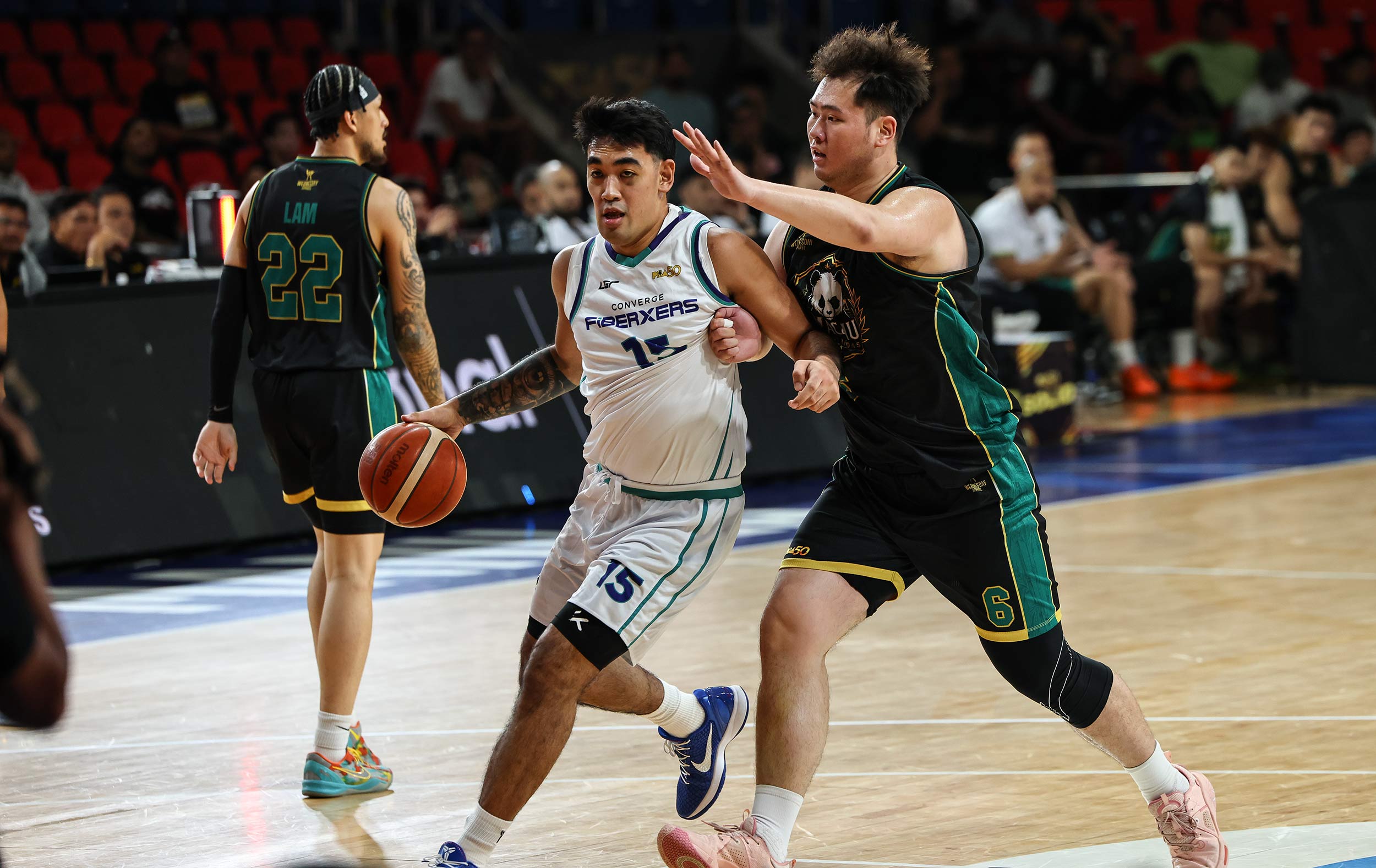 PBA: Justin Arana drops career-high 39 as Converge routs Macau