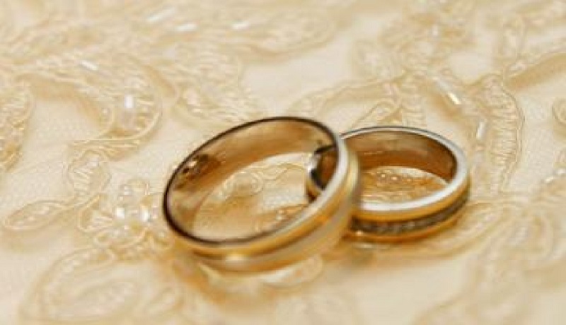 Ano ang pros at cons sa intimate wedding ceremonies?